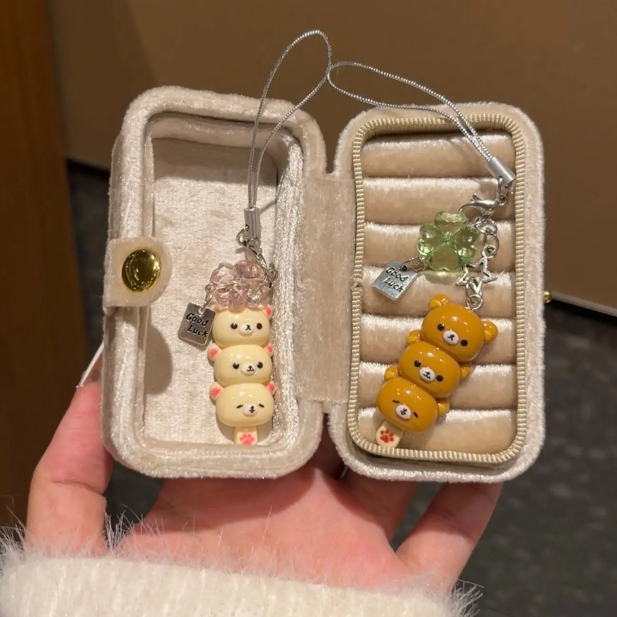 Cute Kawaii Bear Pendant Keych – Phone Accessories Warehouse recenzja i cena