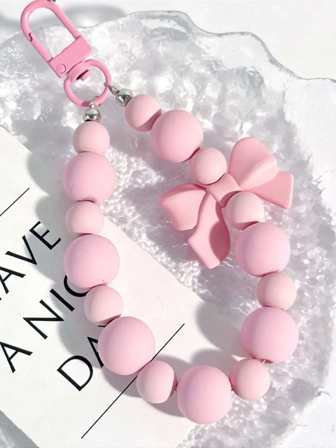 1pc Pink Pearl Bow Keychain Mo – Phone Accessories For Teens recenzja i cena